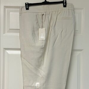 A New Day Slim Ankle Cream Cuffed Pants. Size 17R